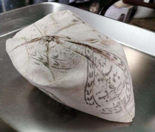 خواص درمانی حنا کیسه کرباس