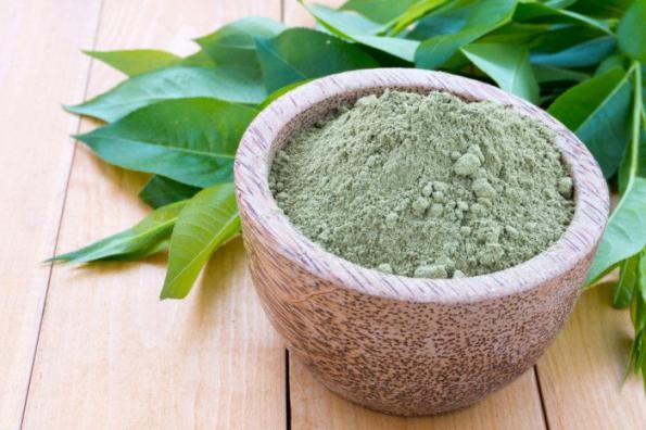 نحوه آماده‌سازی برگ حنا‌ مرغوب