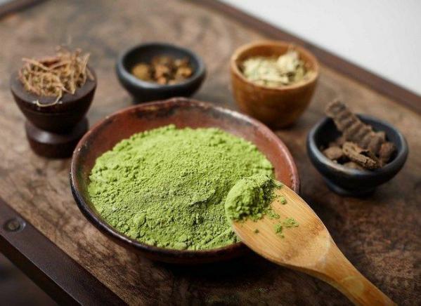 نکاتی درباره پودر حنا باکیفیت