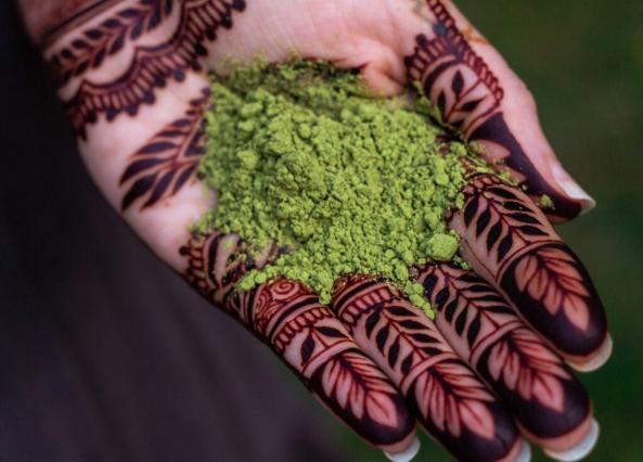 خرید بدون واسطه پودر حنا بی رنگ