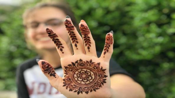 خرید آسان حنا کف دست