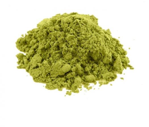 موهایی درخشان به کمک حنا