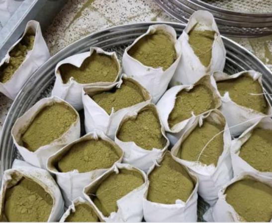 بازار خرید حنا بسته بندی