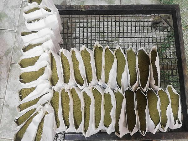 توزیع کننده پودر حنا کیسه ای