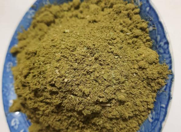 همه چیز درباره حنا سیاه خالص