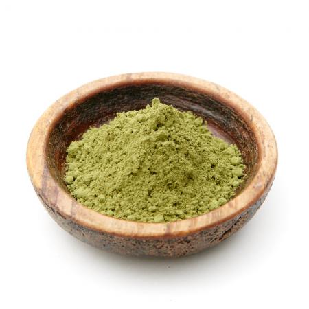 3 مورد از مزایای وسمه رنگ مو